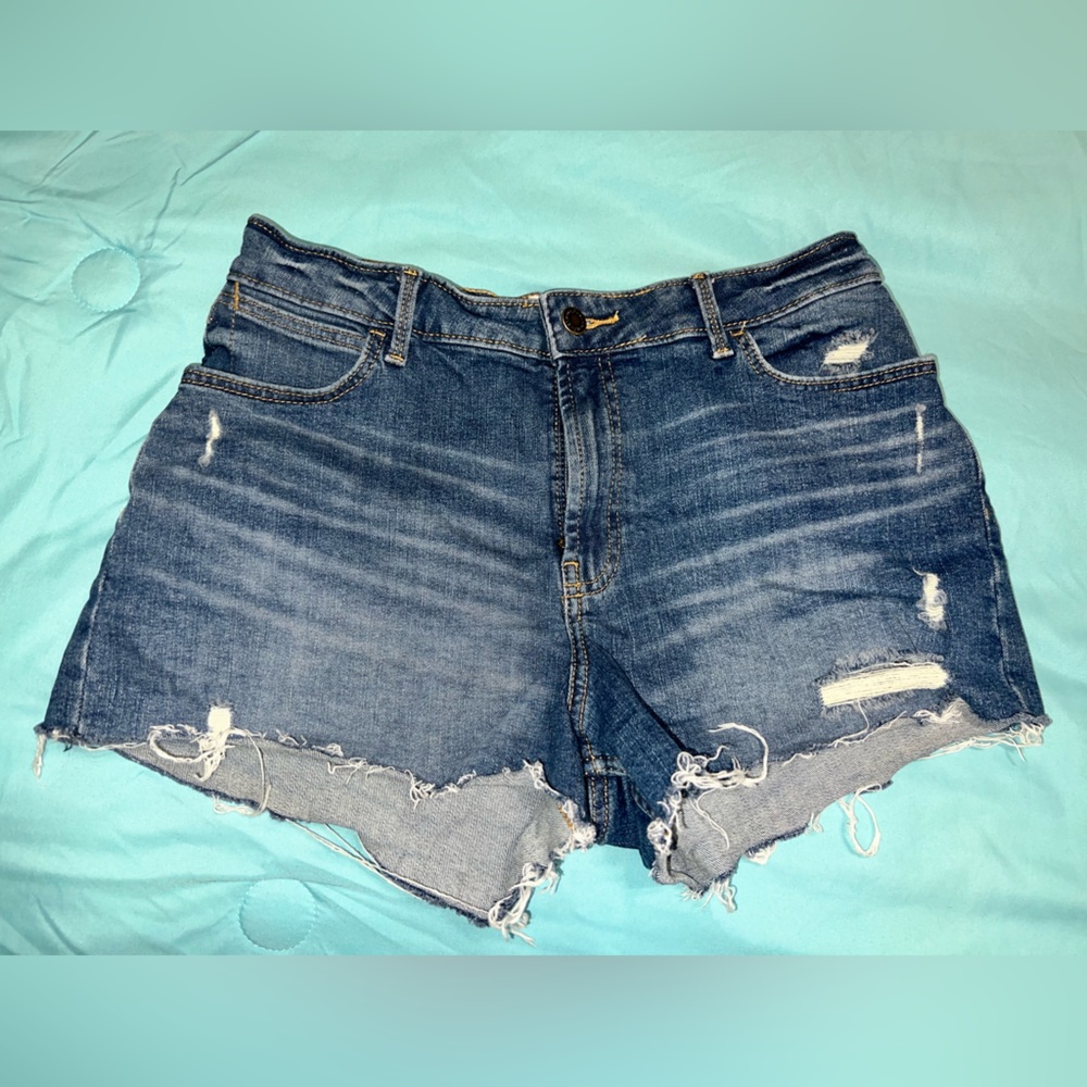 Wrangler Cut Offs - Picture 2 of 4